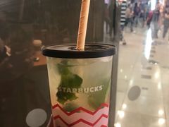 -星巴克臻选(周浦万达店)