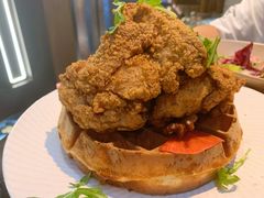 炸鸡华夫饼-Brut Eatery悦璞食堂(建国东路店)