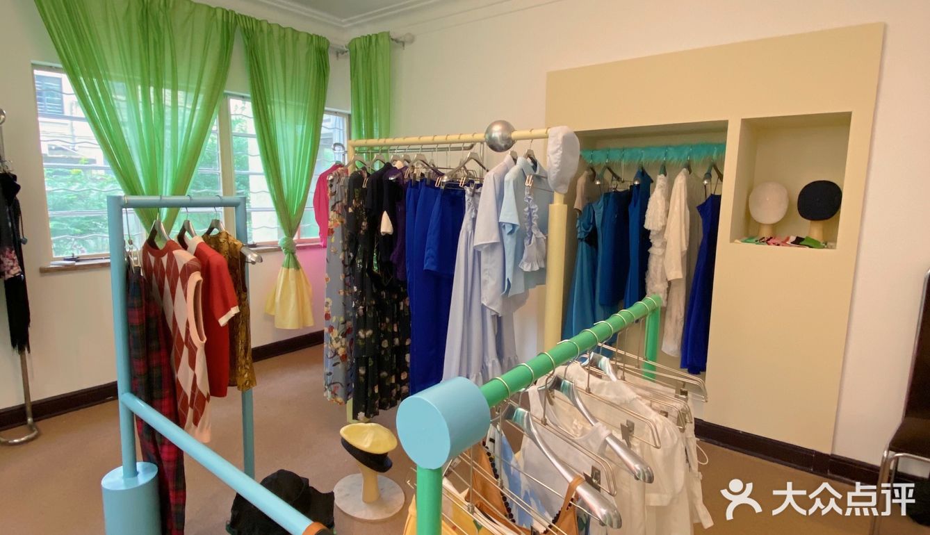 魔都新店｜超个性的设计师品牌superr showroom