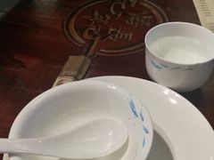 餐具摆设-悟长年潮汕菜砂锅粥(圣熙8号店)