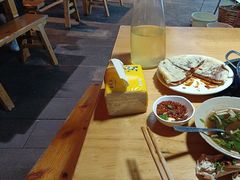 -大众跷脚牛肉馆·非遗传承单位(峨眉山店)