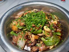 -郭婆婆疯子鸡·土货江湖菜馆