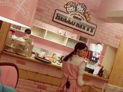 -Hello Kitty sweets(微风台北车站店)