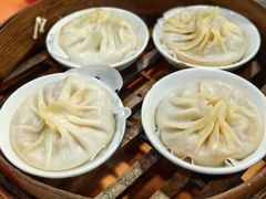 -莱莱小笼·乔艾