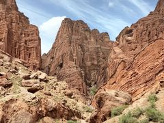 -天山神秘大峡谷