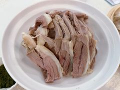 精品手扒肉-那达慕蒙古风味酒楼