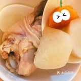 凉拌茄子 紫色的细茄子，掰成小段的，上锅蒸七分熟