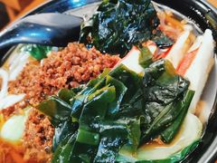 -丽虹云南过桥米线(兴工街店)