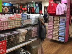 -优衣库(哈尔滨中央大街店)