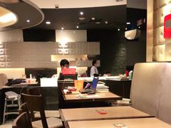 大堂-必胜客(兴隆店)