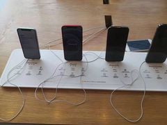 -Apple零售店(华贸购物中心店)