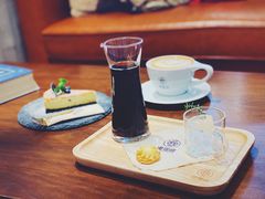 -ZING COFFEE 镜咖啡