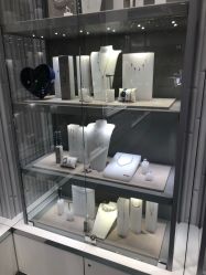 -SWAROVSKI(燕莎奥特莱斯店)
