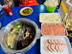 -马路边边火锅串串(观前街店)