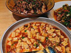 -自贡盐帮菜·玩辣餐厅(樱花园西街店)