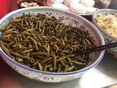 -闫家驴肉老店(华电一校店)