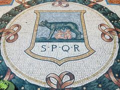 -埃马努埃莱二世拱廊