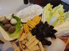 -潮界(LU·ONE凯德晶萃广场店)