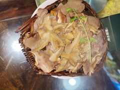 -聚八方土菜馆(余松路店)