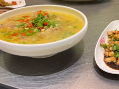 酸汤肥牛-土桥手掌鸡·26年灌县老味道(都江堰店)