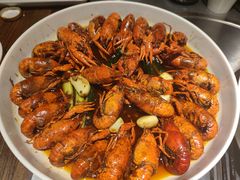 -龙巢盱眙龙虾·牛蛙·烧烤宵夜(八卦岭店)