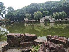 -灵岩山风景区