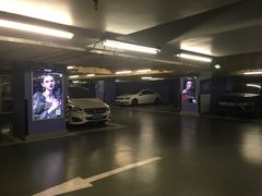 -上海来福士广场-停车场