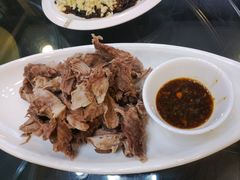 蒜泥拆骨肉-王府酒店(兴华南街铁西百货店)