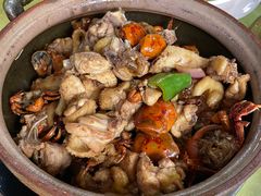 特色鸡蟹煲-红炎炎农家菜老字号(金水台店)
