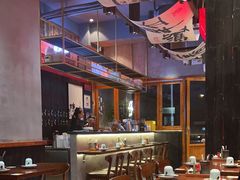 -8PINTS八品脱·日料·烧鸟·精酿小酒馆(莘庄店)