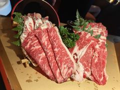 -铭牛烧肉·和牛海鲜自助(高新月牙湖店)