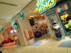 -乐多星球潮玩中心(沈阳嘉里城店)