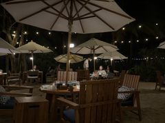 -三亚艾迪逊酒店·海滩烧烤 BARBACOA·现场乐队·浪漫晚餐·烧烤海鲜