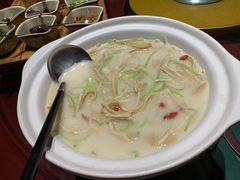 鸡汤笋-九十九顶毡房(阜石路店)