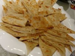 -阿三鱼头泡饼·家常菜