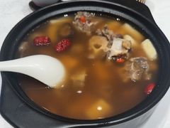 -景月阁空中食府(希尔顿酒店)