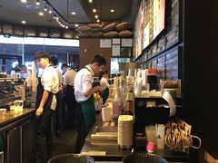 -星巴克臻选(深圳皇庭广场分店)