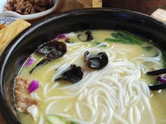 -桥香园过桥米线(国贸店)