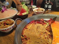 -萍姐火锅·公路夜市(武汉首店)