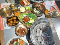 -草家酱蟹炭火烤肉店(珲春南路一店)
