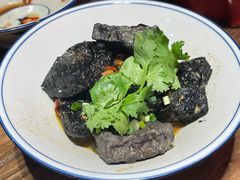 坡子街臭豆腐-滴水·湘逢(南汇大学城生活广场店)