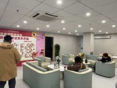 -上海大学附属上海和平眼科医院