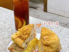 猪扒蛋菠萝包-沙溪兄茶餐厅