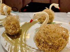 多瑙河香芋松子天鹅酥-玖尹-新派中式餐酒馆