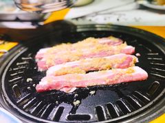 -唯成•韩国炭火烤肉 유성고기