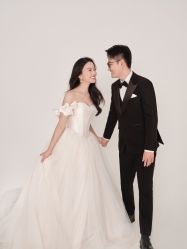 -雪中彩影婚纱摄影·微光艺术中心