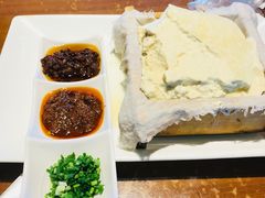 -95号酱骨·一块豆腐(展春园西路店)