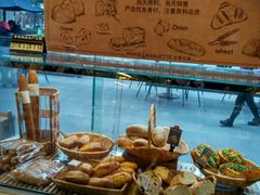 -巴黎贝甜(大宁国际商业广场店)
