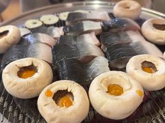 -围炉肉舍•炭烤活鳗•丹东海鲜烤肉(步行街店)