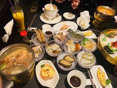 -半岛翡丽海鲜自助餐厅(观风亭店)